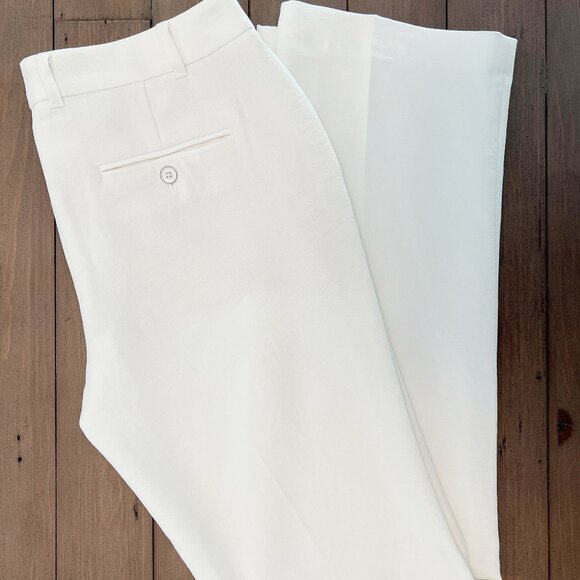 RW&Co Chic Modern Flare - White - US 6 - Picture 1 of 10